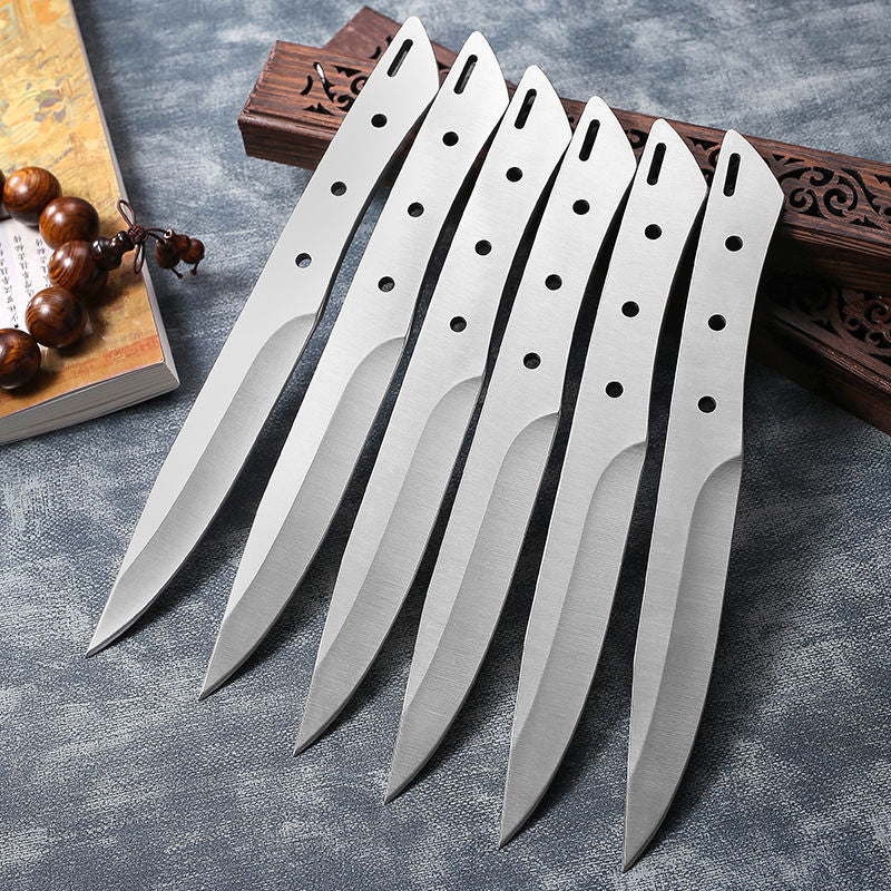 Outdoor Kitchen Throwing Knives